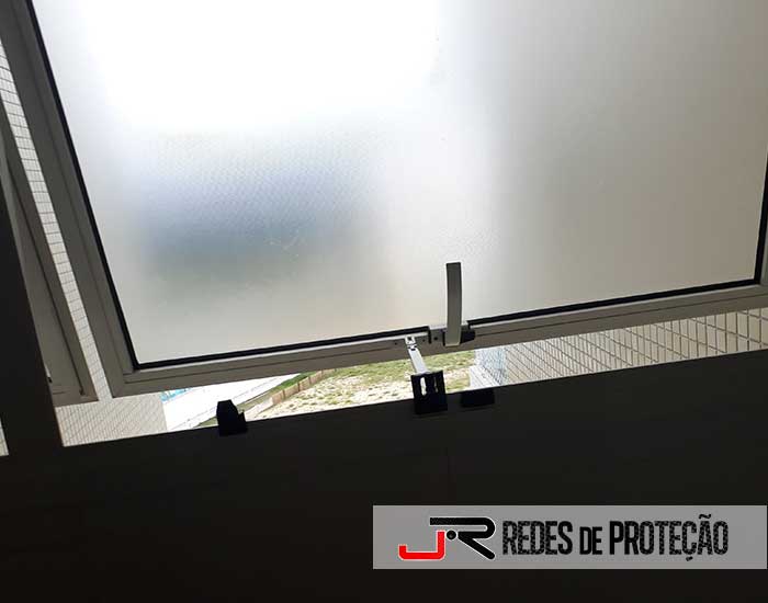 Limitadores com Redes de Proteção